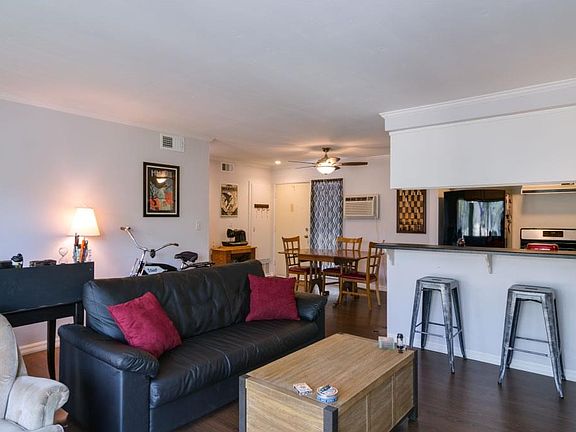 4th image of 3050 S Bristol St #125