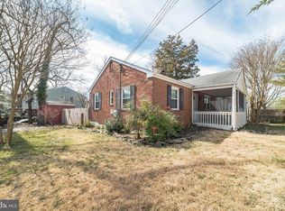 137 Oakwood Rd, Edgewater, MD 21037