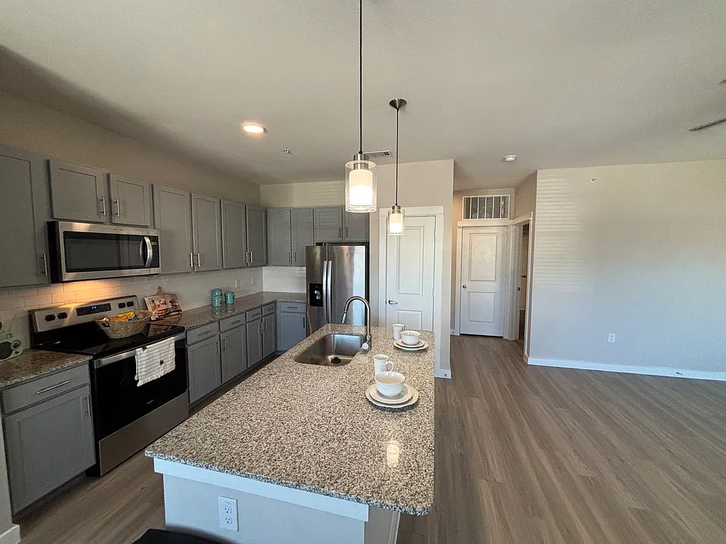 Fortuna Rd, San Marcos — Photo 3