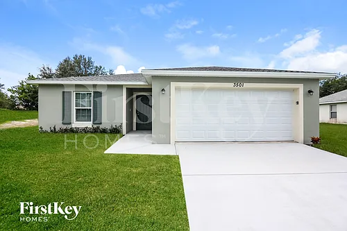 3501 SW Voyager St Photo 1