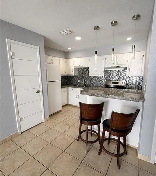 312 Gastel Cir #3 — Photo 6