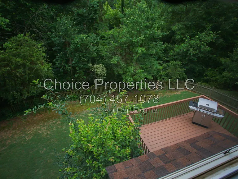 9148 Hillston Ridge Rd — Photo 2