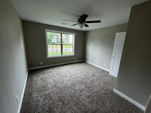 1141 Cardinal Creek Dr — Photo 4