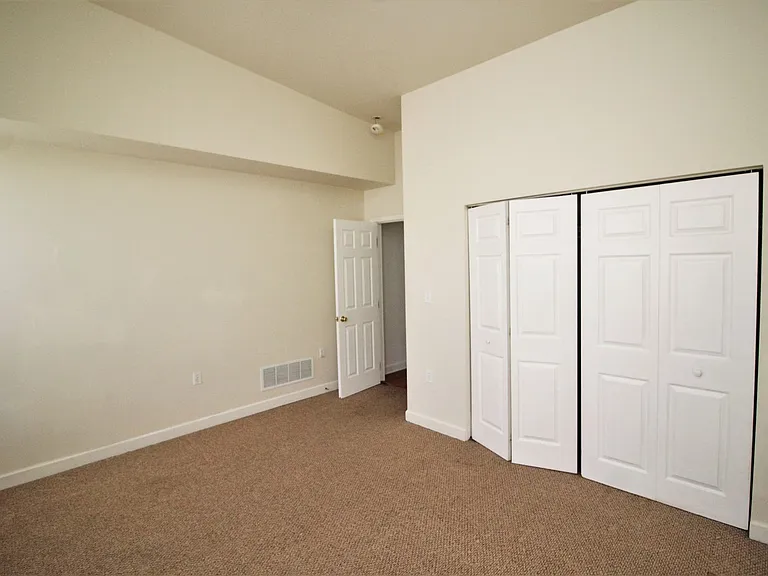 2501 Maryland Ave — Photo 16