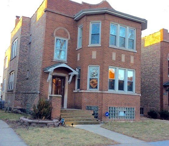 1st image of 1924 Clarence Ave