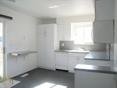 5th image of 14038 Alexander St