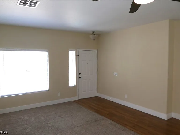 6038 Blue Autumn St — Photo 4