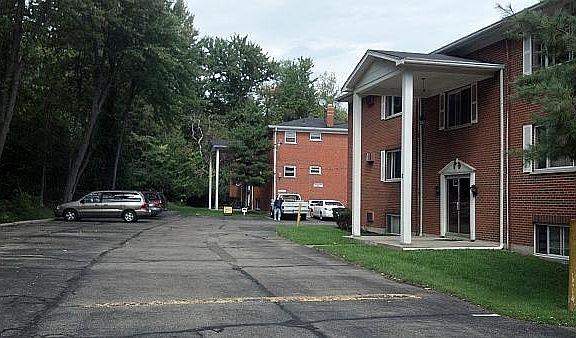 2nd image of 780 Ohio Pike APT 27