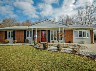 81 Forest Park Ter, Monroe Township, NJ 08831
