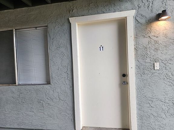 2nd image of 3900 El Potrero Ln APT 11