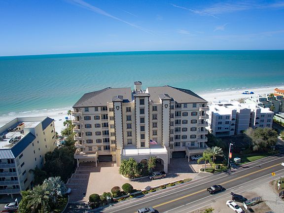 2nd image of 19520 Gulf Blvd APT 402
