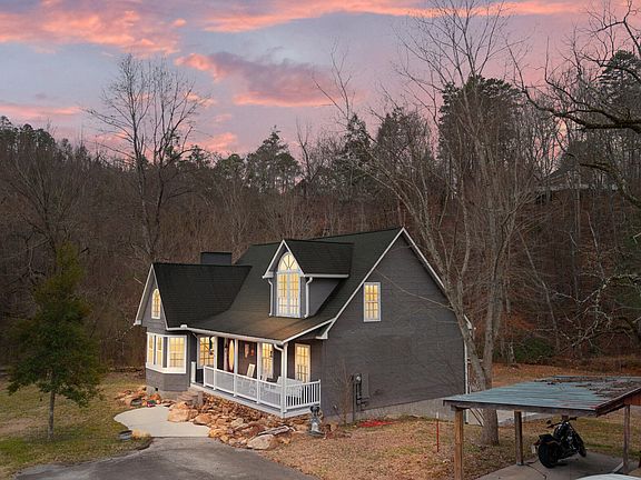 2nd image of 1853 Bluff Mountain Rd