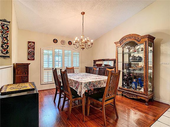 5th image of 1527 Sherwood Lakes Blvd
