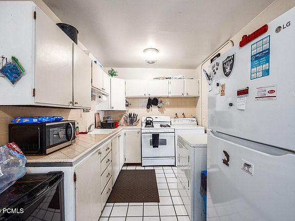 2nd image of 3199 S 540 E APT 1-4