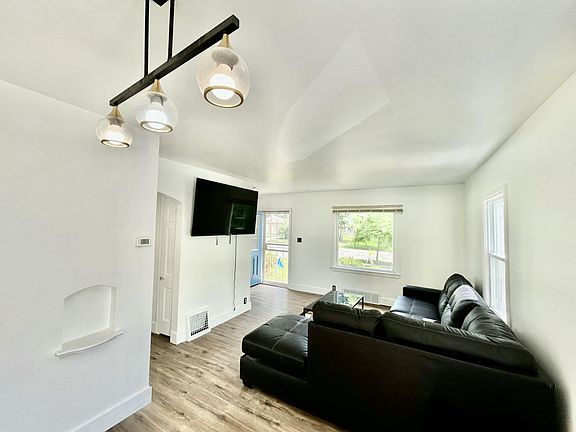 2nd image of 5037 N 74th St