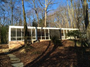 2103 Paul Spring Rd, Alexandria, VA 22307