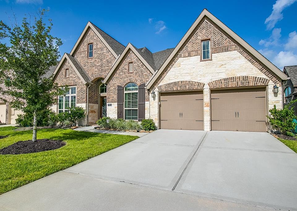 1st image of 9914 Conner Landing Ln