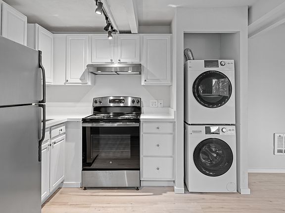 5th image of 7320 35th Ave NE #4A
