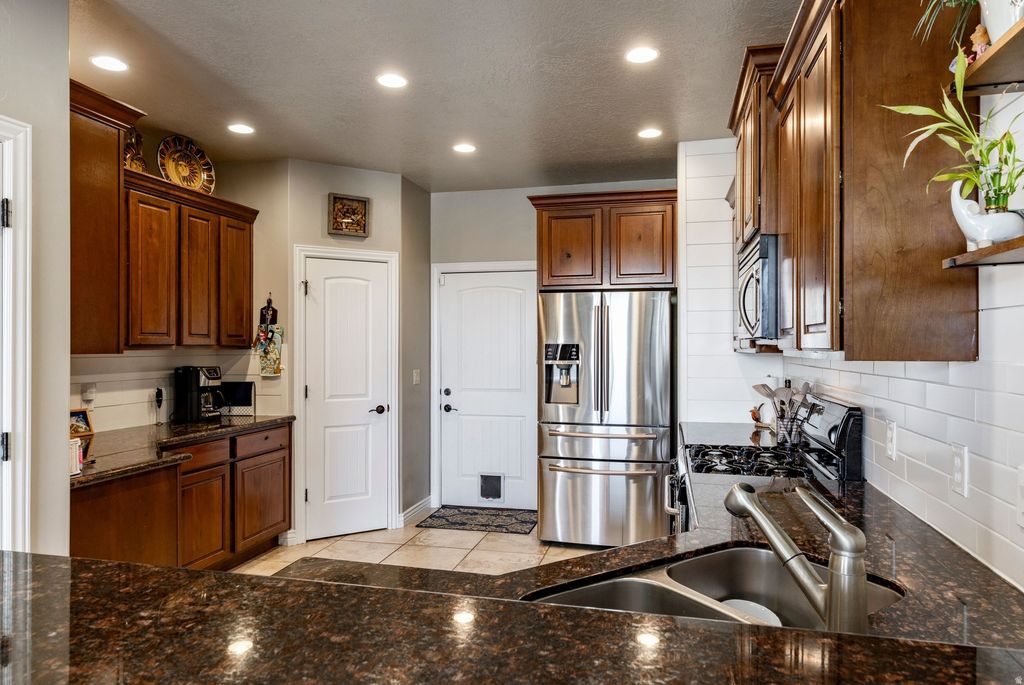 283 Nechatel Dr, Draper, UT - View 6