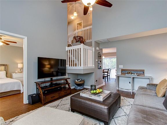 5th image of 622 Grasswren Way