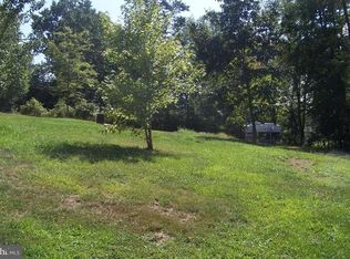104 Comanche Hill Dr, Hedgesville, WV 25427