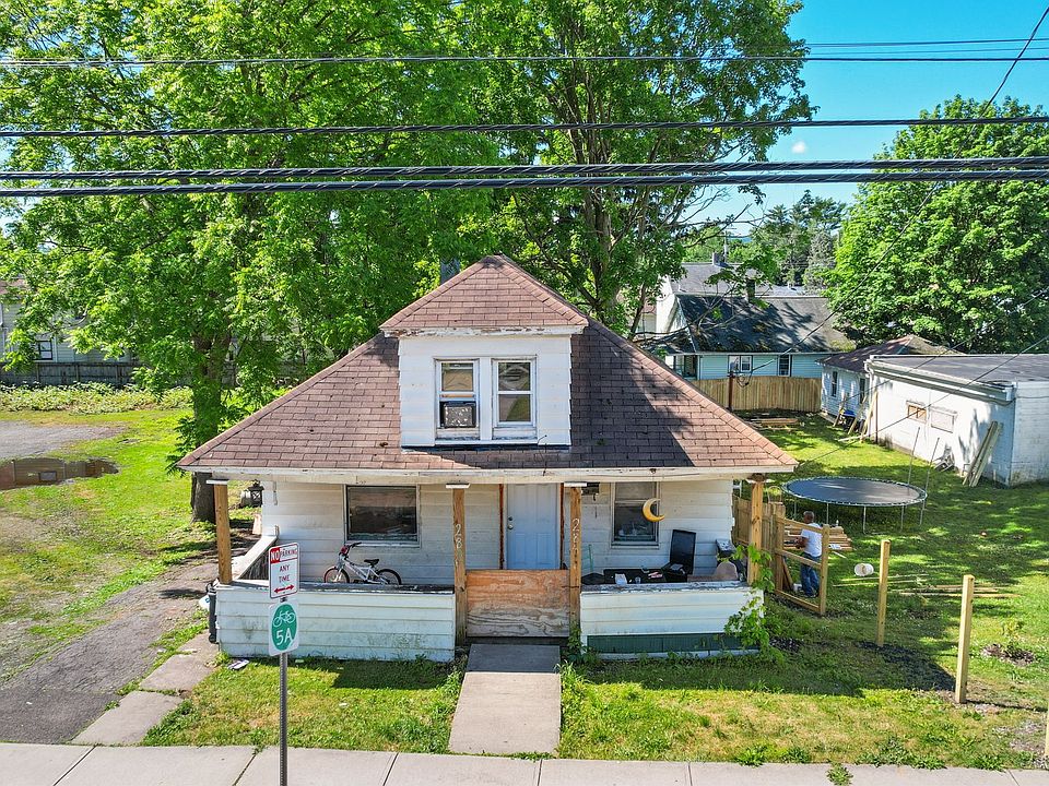 1st image of 284 Harry L Dr