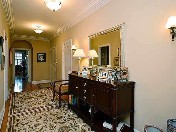 3rd image of 3520 N Lake Shore Dr #1A