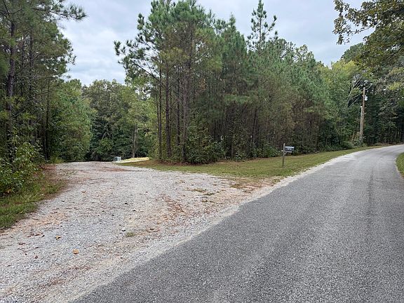 2nd image of 1727 Green Creek Rd