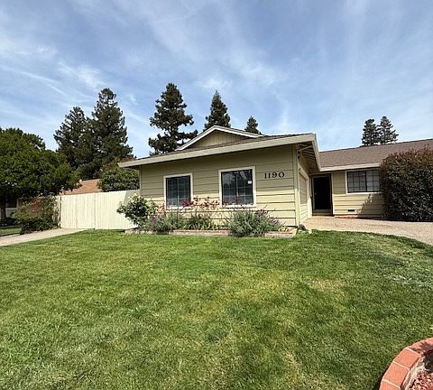 3rd image of 1190 Woodman Way