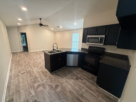 3rd image of 8345 Ramblin Ct