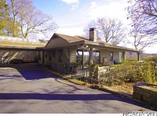 829 E Over Drive Rd, Highlands, NC 28741