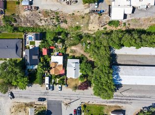 729 E Wapato Ave, Chelan, WA 98816