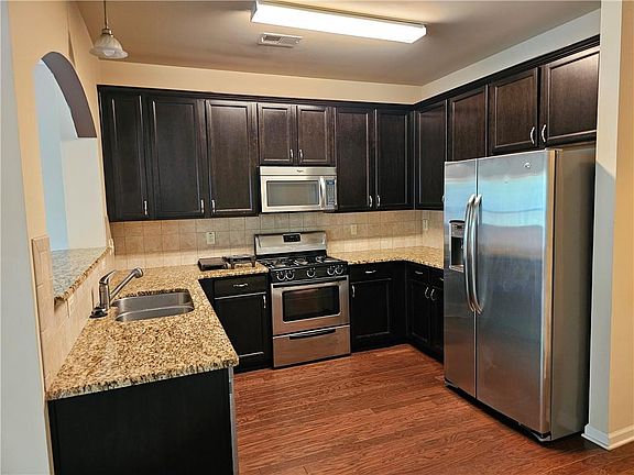 4th image of 5043 Glencliff Dr