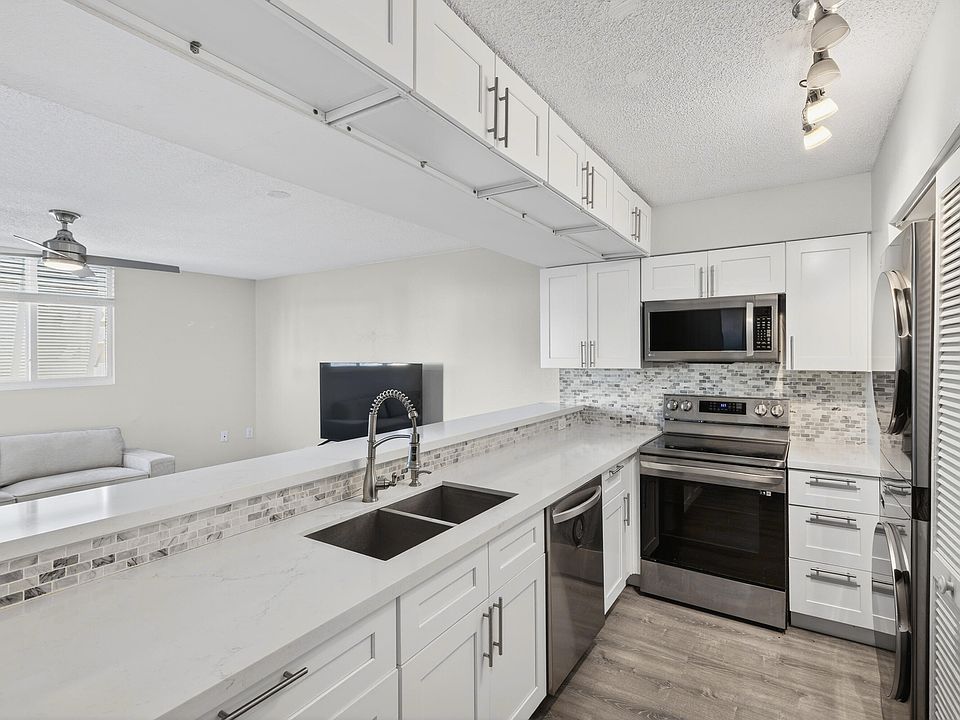 1st image of 3930 S Roosevelt Blvd APT N304