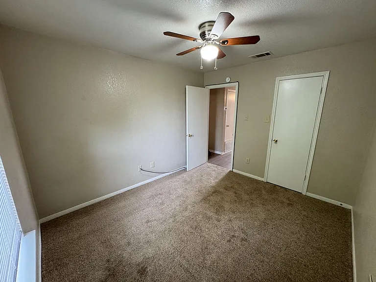 1708 Benttree Dr — Photo 39