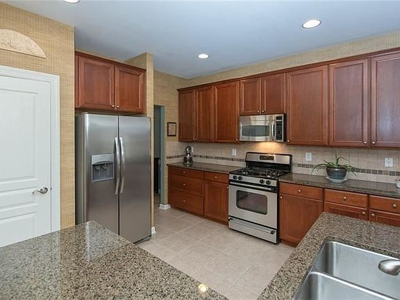5th image of 9530 Fernandina Dr