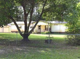 21173 Sylvan Ln, Chandler, TX 75758