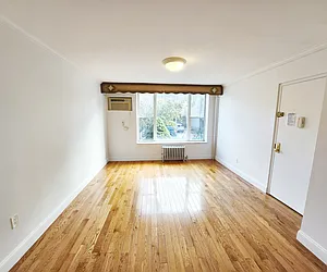 Rented by MAC Realty NY