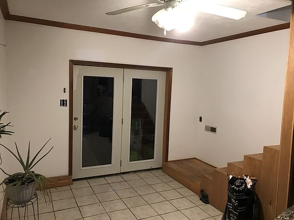 4th image of 811 W End Ave