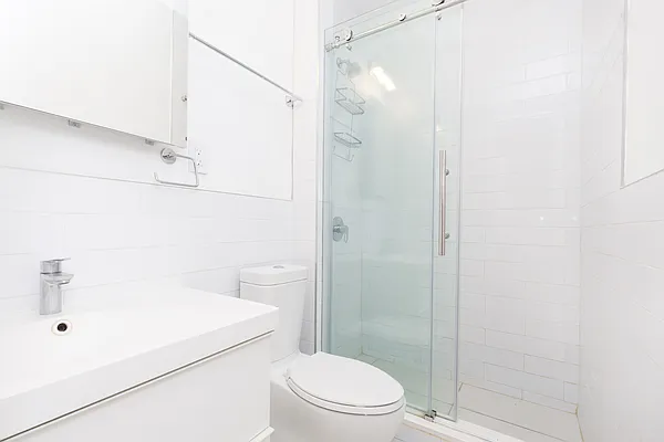 Rented by Nooklyn NYC LLC | media 27