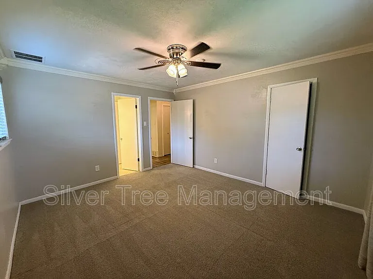 1710 Dickerson Dr — Photo 26