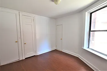 Rented by CITY SKYLINE REALTY INC