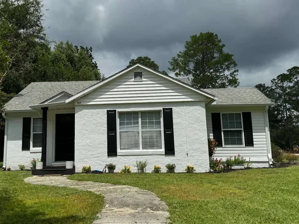 127 Colonial St SE, Live Oak, FL 32064