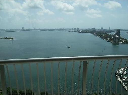 4th image of 1750 N Bayshore Dr APT 4701