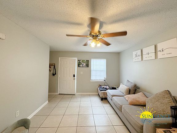 2nd image of 506 Landview St Unit B