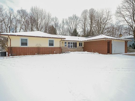 2nd image of 6227 Crestwood Ave