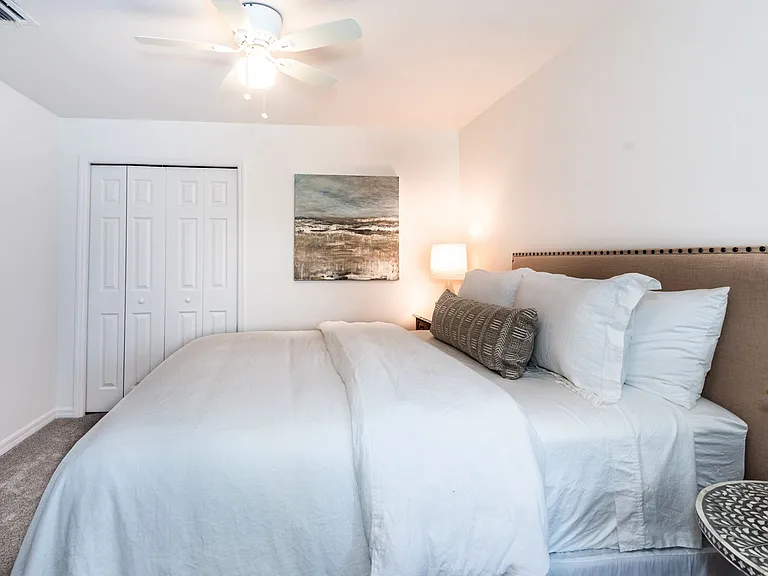 215 Lewis Cir #111 — Photo 28