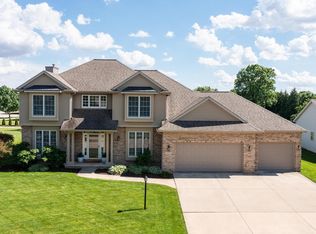 1515 River Bluff Ct, Mahomet, IL