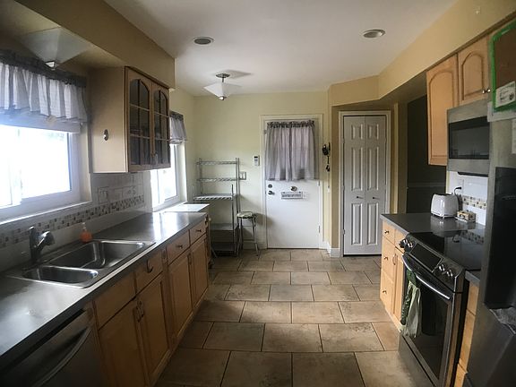 5th image of 1712 W Del Webb Blvd