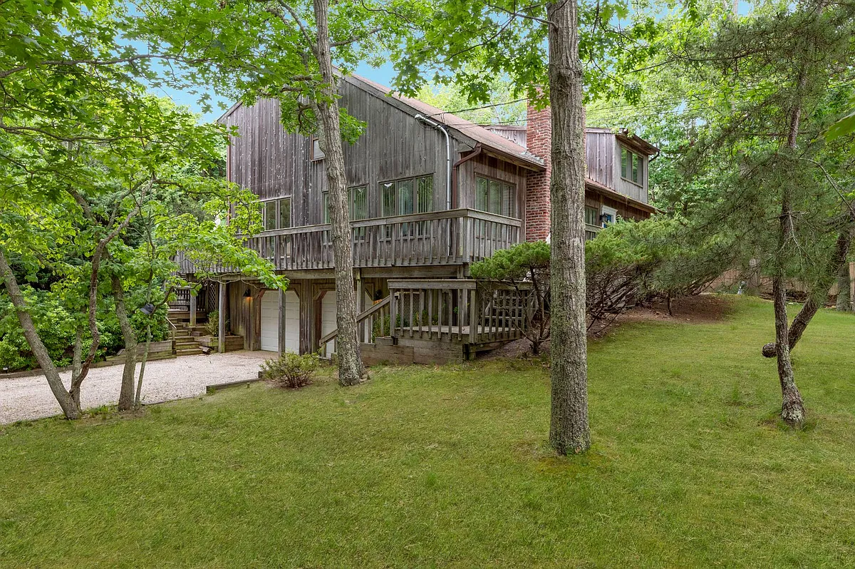 Building Photo - 104 Waterhole Rd